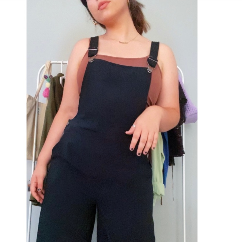 black wide legged overalls
